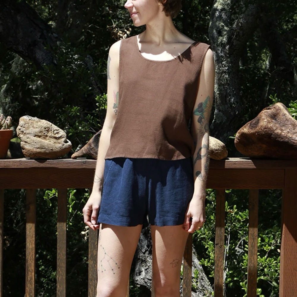 Me & Arrow Navy blue shorts